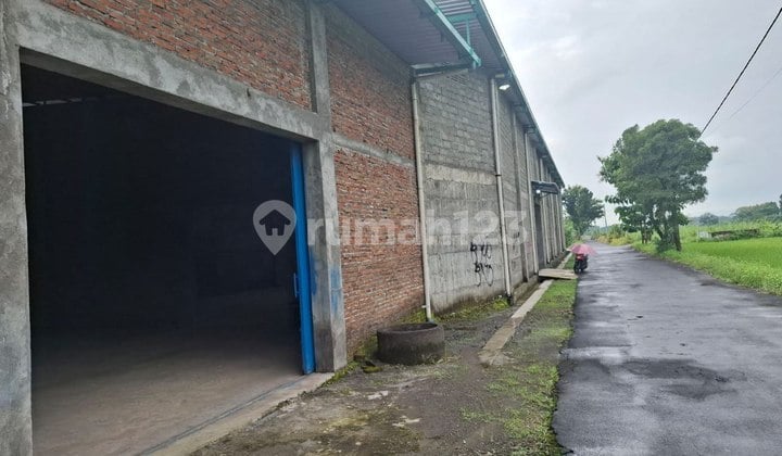 Gudang Strategis Siap Huni Karanganom Klaten