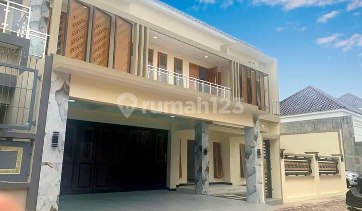 Rumah Mewah 2 Lantai Bangunan Kokoh Minimalis Dekat Rs Oen