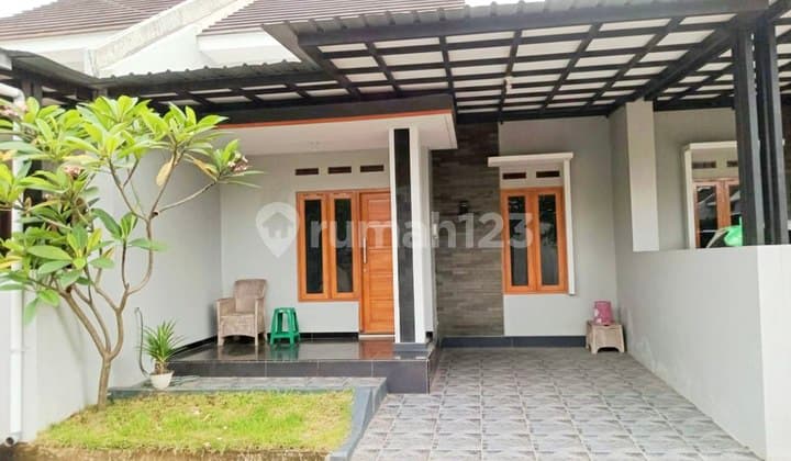 Rumah Bagus Full Furnish di Cluster Baki