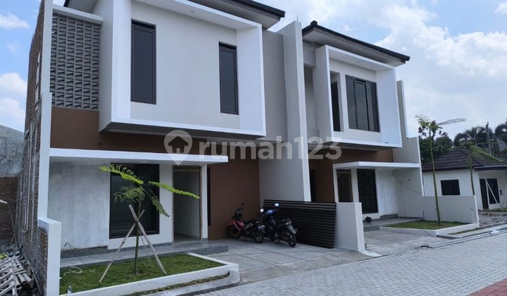 Cluster Exclusive One Gate Akses Di Kartasura