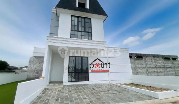 Rumah 2 Lantai Cluster 65 Unit Mewah Tengah Kota Sukoharjo
