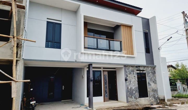 Rumah Bagus 2 Lantai Indent di Sukoharjo