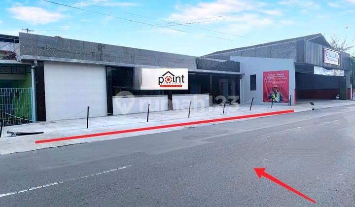 Ruang Usaha Luas Strategis Cocok Kuliner/Coffe Tengah Kota Solo