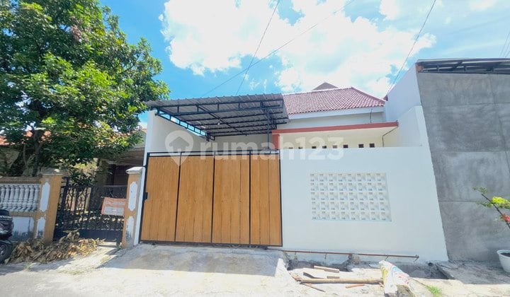 Rumah Baru Solo Kota Dekat Univ Duta Bangsa Palang Joglo