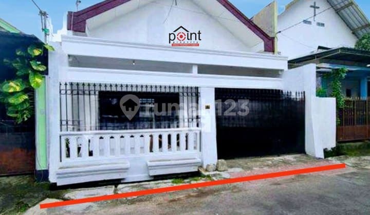 Rumah Second Terawat Siap Huni dekat Masjid Sheik Zayed