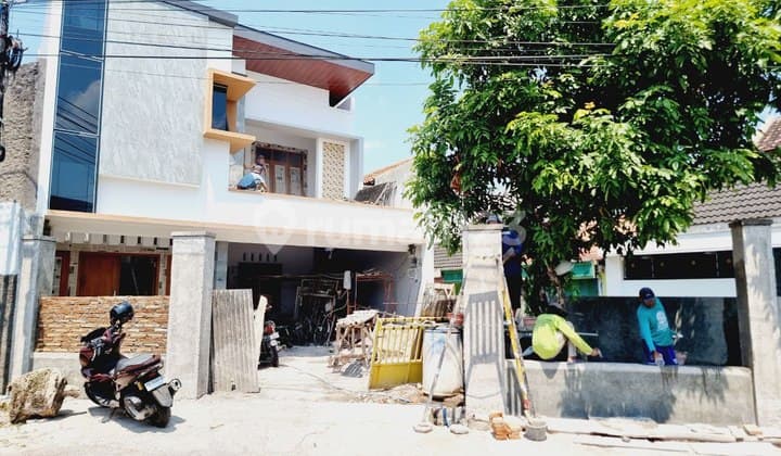 New 2-Story House Near Toll Exit on Jln Gedongan
