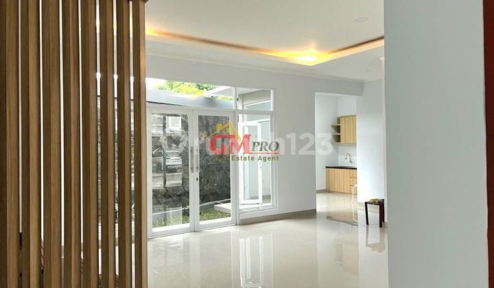 RUMAH 2 LANTAI DI CIGADUNG DAGO BANDUNG HARGA 2.6M