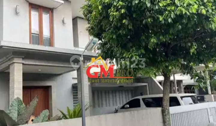 RUMAH 2 LANTAI DI KOMPLEK BATUNUNGGAL BANDUNG HARGA 4.7M