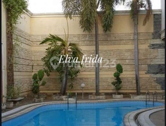 Dijual Rumah Strategis Nol Jalan Raya Darmo Surabaya Pusat