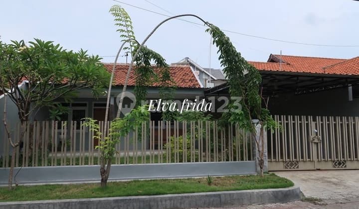 Cheap House for Sale in Gayungsari Barat, South Surabaya