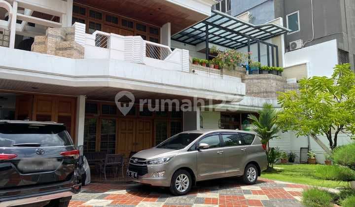 Dijual Murah Rumah Mewah di Jl Cempaka Dekat Jl Basuki Rahmat Surabaya Pusat