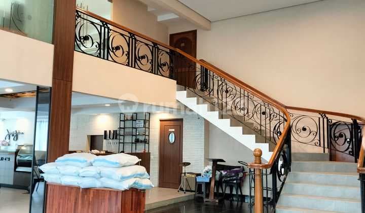 Dijual Murah Eks Hotel Hook di Jl Jaksa Agung Suprapto Surabaya Pusat