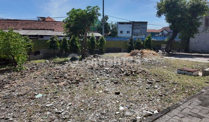 Dijual Rumah Hook Hitung Tanah di Jl Lompobatang Surabaya