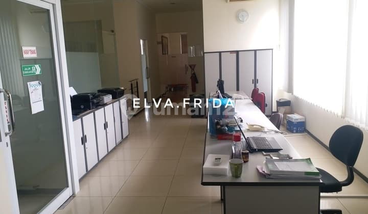 Dijual Gedung Kantor Siap Pakai di Jl Sriwijaya Surabaya Pusat