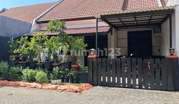 Dijual Rumah Siap Huni di Jambangan Surabaya