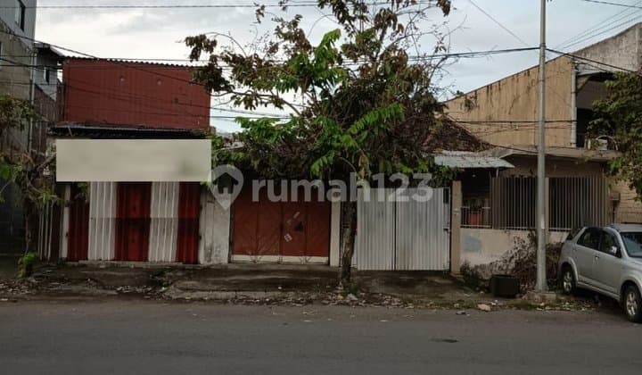 For Sale Business House on Raden Saleh Street, Bubutan, Central Surabaya
