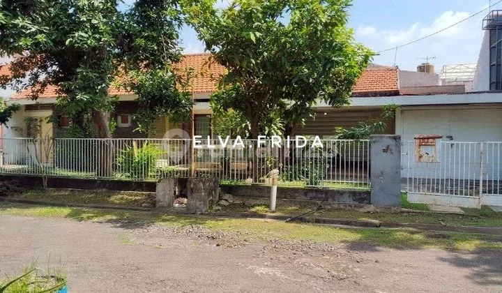 Dijual Rumah Induk dan Kos di Ketintang Surabaya Dijual Rumah Induk dan Kos di Ketintang Surabaya