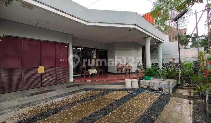 Dijual Murah Rumah Strategis di Jl Rokan Surabaya