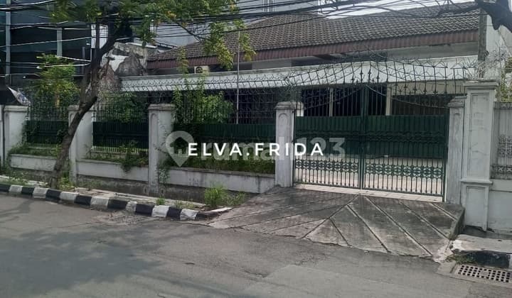 Cheap House for Sale in West Surabaya Satellite Road