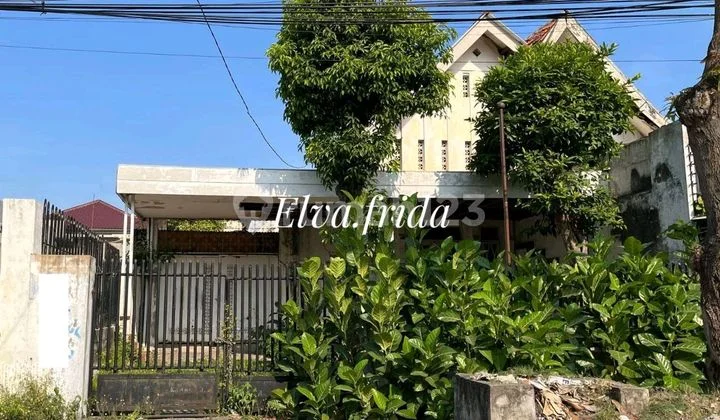 Dijual Rumah Hitung Tanah di Jl Tumapel Surabaya Pusat Dijual Rumah Hitung Tanah di Jl Tumapel Surabaya Pusat