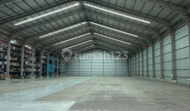 For Rent Gudang Siap Pakai di Delta Silikon 1