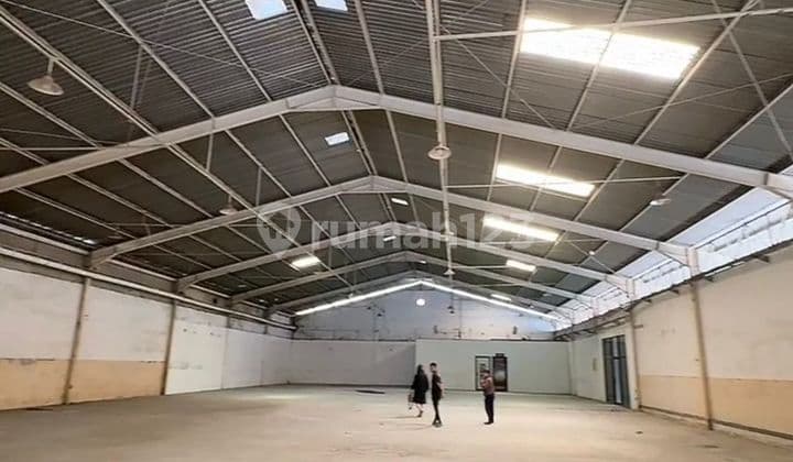 Gudang Siap Pakai di Sunter Jakarta Utara