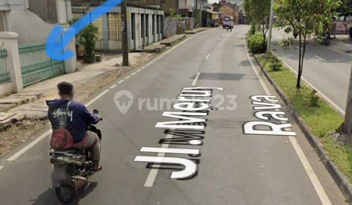 Dijual rumah tua di Meruya daerah pertokoan/perkantoran. Sangat strategis, hitung tanah saja. Dijual rumah tua di Meruya daerah pertokoan/perkantoran. Sangat strategis, hitung tanah saja.