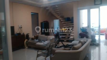 Rumah Kos Daerah Cawang Belakang Mt Haryono