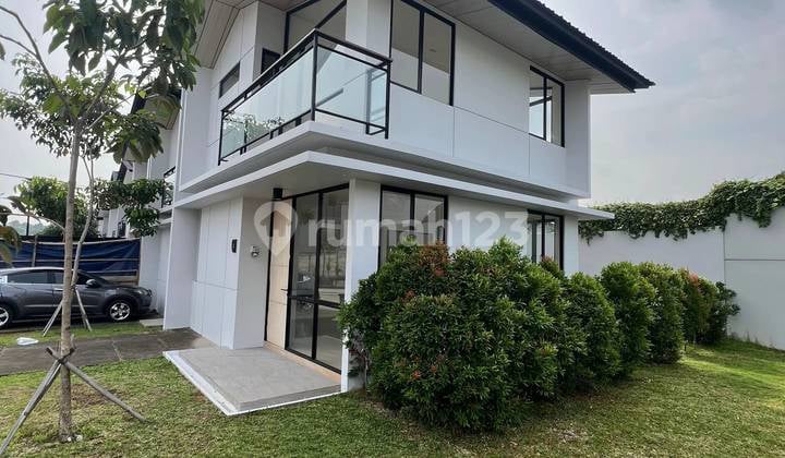 Dijual Rumah Mewah 2 Lantai Hook Siap Huni Lokasi Sangat Strategis Hanya 1 Menit Menuju Exit Toll Lippo Karawaci Tangerang