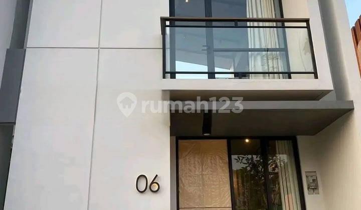 Dijual Rumah 2 Lantai Siap Huni Sangat Elegan Dengan 2 Kamar Tidur Lokasi Sangat Stategis Hanya 10 Menit Ke Universitas Pradita Umn Dan Mall Sms Gading Serpong Tangerang