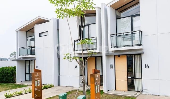 Dijual Rumah 2 Lantai 2 Kamar Tidur Sangat Nyaman Berkonsep Industrial Lokasi Strategis Hanya 10 Menit Menuju Universitas Pradita Dan Umn Gading Serpong