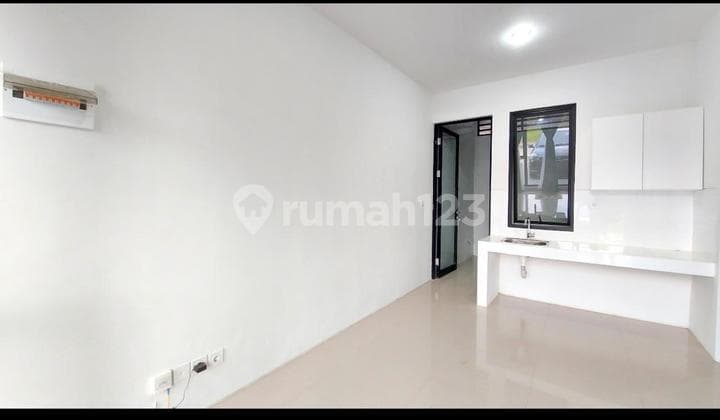 Citra Garden Puri House, Land Area 65m², Price 1.4M, West Jakarta