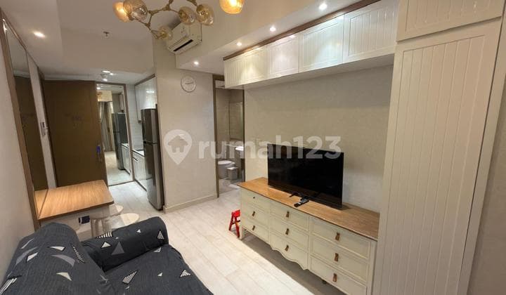 Disewakan Unit Cantik di Taman Anggrek Residence, Prime Location!!1
