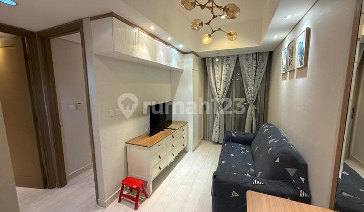 Taman Anggrek Residence Siap Huni 2 BR, Renovasi Sangat Bagus