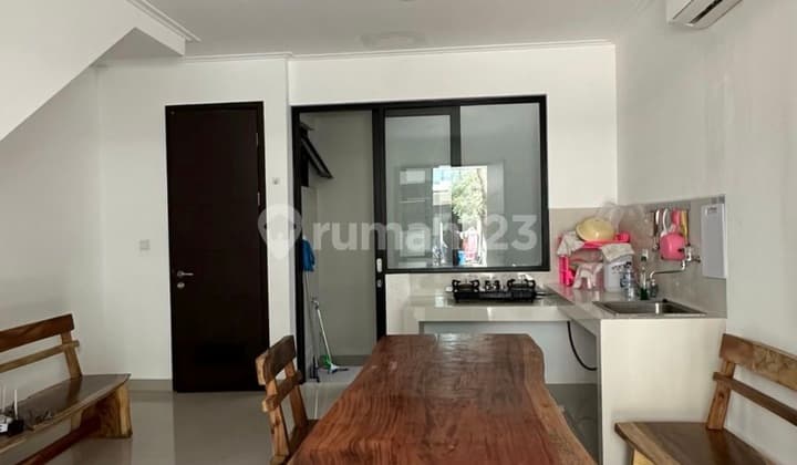 Disewa Murah Rumah Pik Milenial 4,5x10 2kamar Tidur Furnish