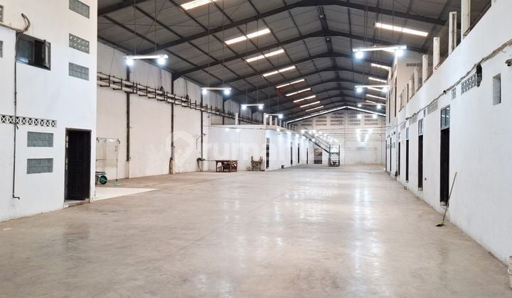 Warehouse LT 2200M2 Terboyo Flood-Free Already Renovated
