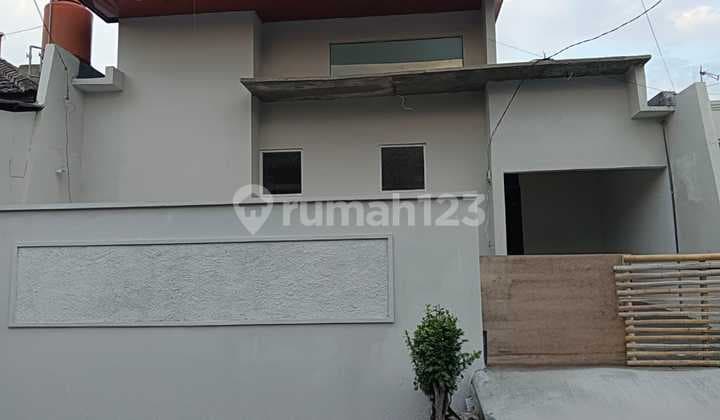 Rumah Bagus Tanah Mas Dekat 2 Stasiun Ylt