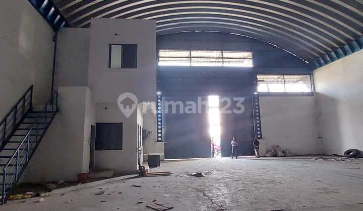 Below market price, Intan warehouse 1000m for sale.