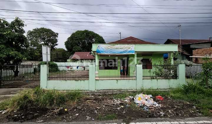 Dijual Rumah Tua Daerah Ayahanda 400m