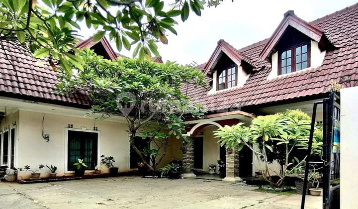 Vintage Semifurn Luas Hook Asri Jl Ry Pekayon Jatiasih Bekasi Tol