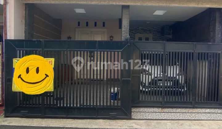 Rumah minimalis diperumahan Buaran jakarta timur 2 Lantai SHM Bagus