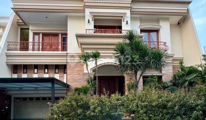 Rumah Mewah Vila Gading Meditlt 544 SHM Furnished Siap Huni