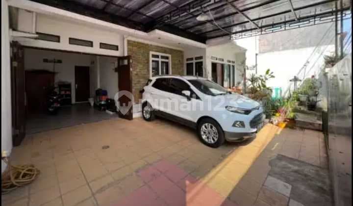 Rumah Siap Huni Harga Miring Akhir Tahun di Pejaten Timur