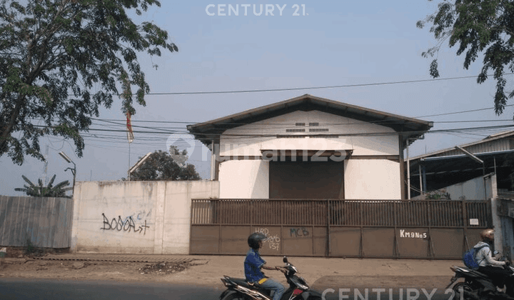 Jl Raya Narogong Bekasi Pinggir Jalan Raya Jalannya Lebar