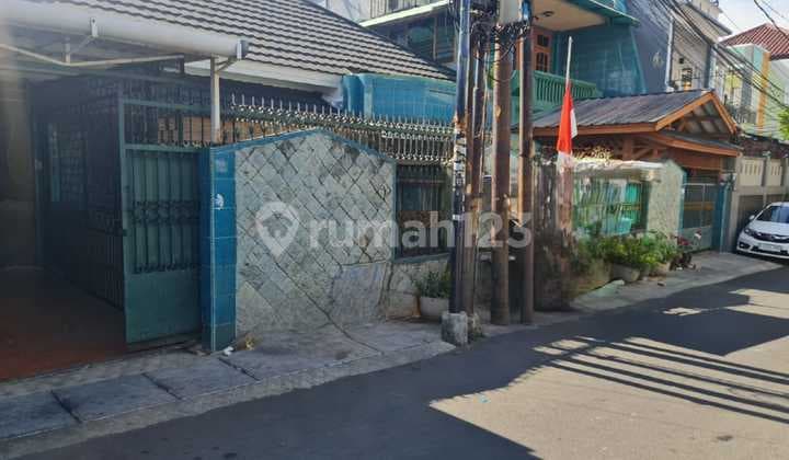 Cempaka Putih House Land Price 12 Million Per Meter Very Cheap