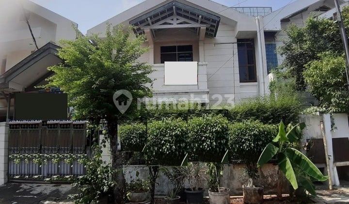 Rumah di Janur Elok Kelapa Gading Jakarta Utrara