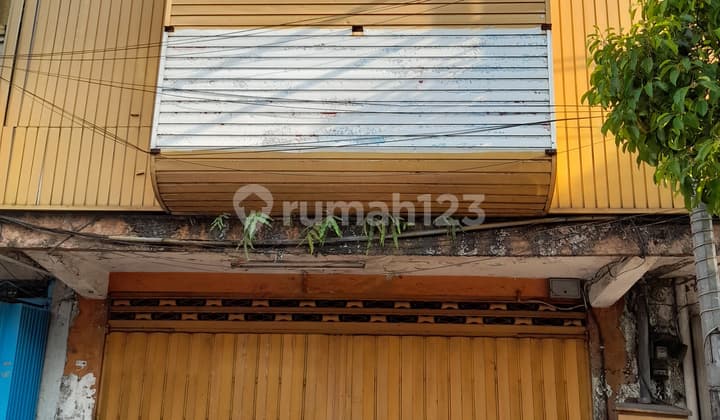 Ruko 2 Lantai A. Yani Pusat Kota Owner Siap Renov