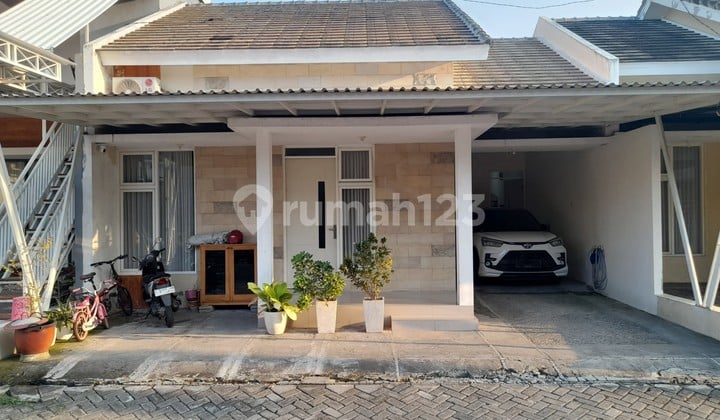 Rumah Furnished di Perumahan Pulo Lor, Jombang