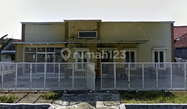 Rumah Mewah Dengan Ruko di Kepanjen Jombang