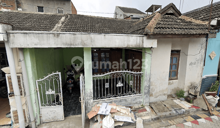 Rumah Strategis di perumahan Mojongapit - Jombang Kota